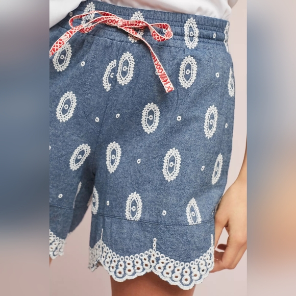 Ettitwa by Anthropologie Paisley Eyelet Chambray Shorts Size Medium/Large - Picture 3 of 6